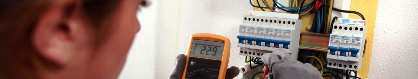 CURS PREGĂTIRE TEORETICĂ ÎN DOMENIUL INSTALAŢIILOR ELECTRICE TEHNOLOGICE / Electricieni autorizaţi A.N.R.E-Deschidere curs Braşov  CURS PREGĂTIRE TEORETICĂ ÎN DOMENIUL INSTALAŢIILOR ELECTRICE TEHNOLOGICE / Electricieni autorizaţi A.N.R.E