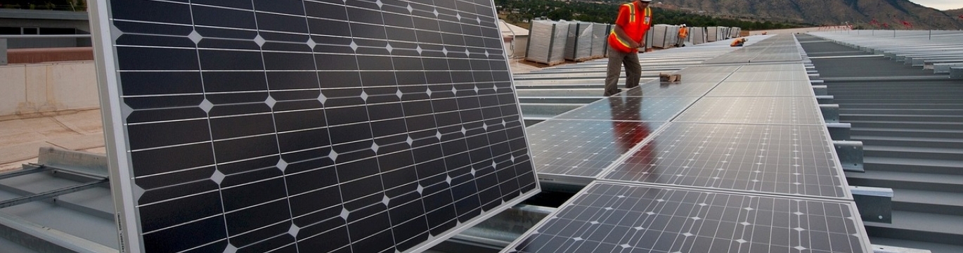 INSTALATOR PENTRU SISTEME FOTOVOLTAICE SOLARE-Deschidere curs Brașov În luna Octombrie vom organiza deschiderea pentru un nou curs INSTALATOR PENTRU SISTEME FOTOVOLTAICE SOLARE